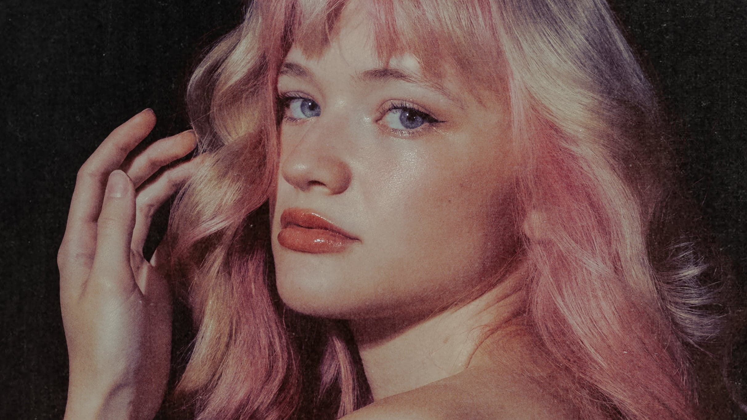 Ella Red with Zoe Ko