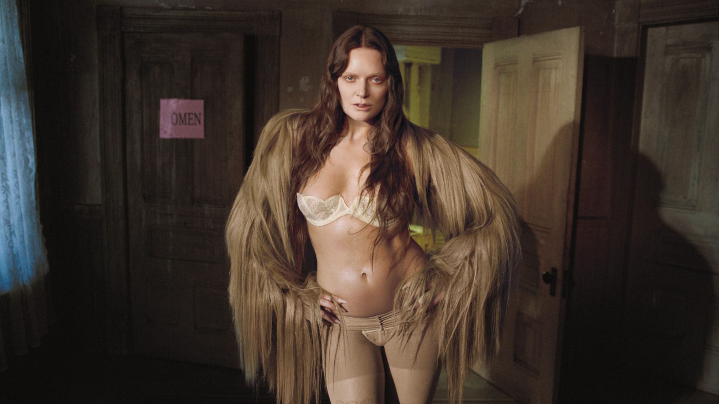 Tove Lo w/ Mallrat