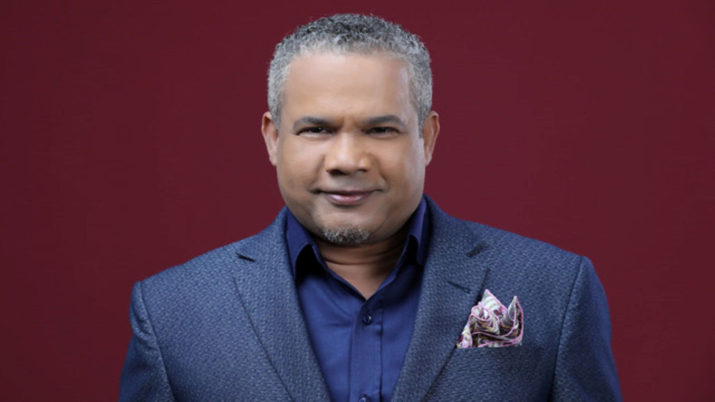 Hector Acosta en Concierto Bailable 