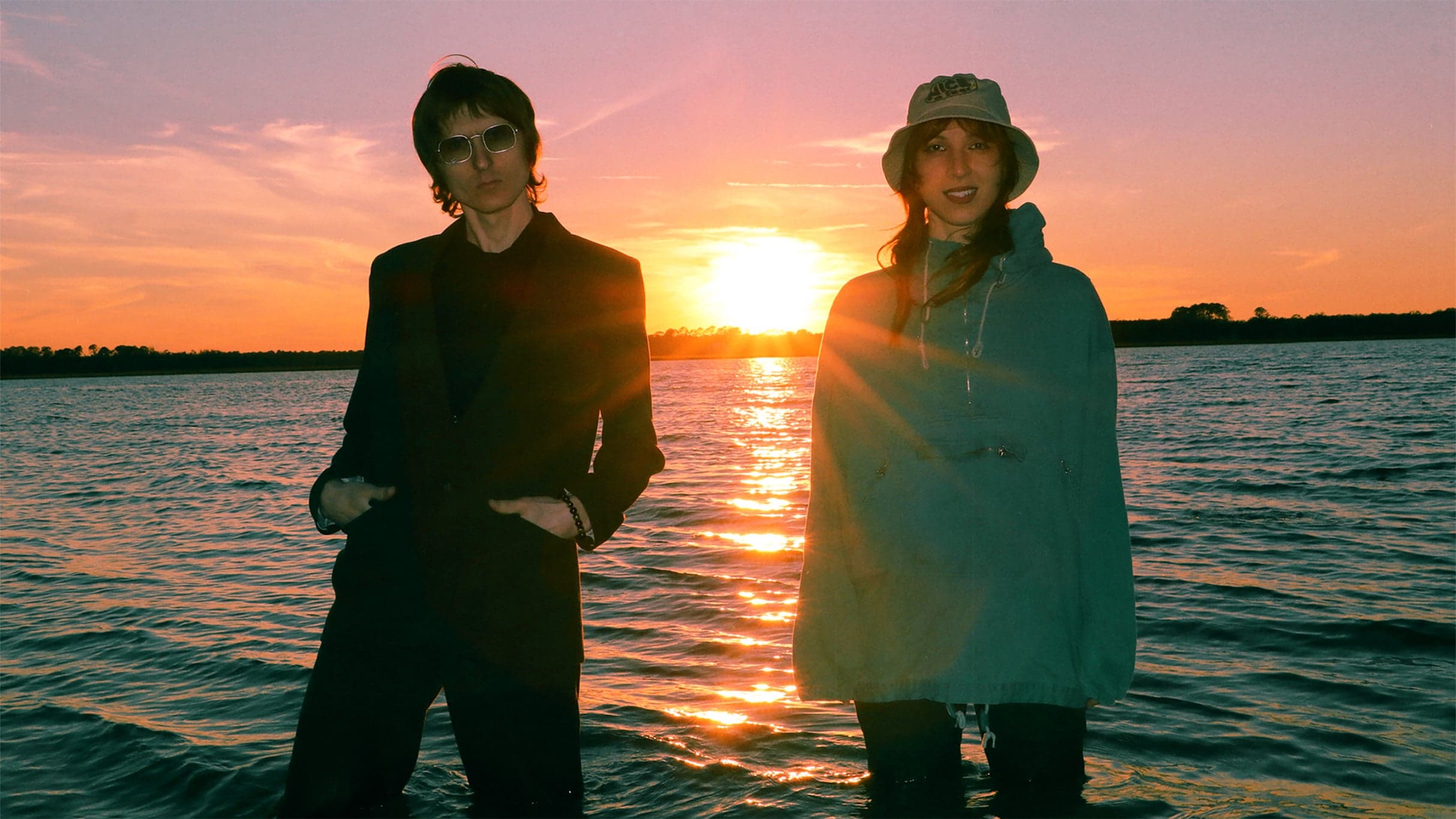 Twen w/ Monsoon & Big Fat Head