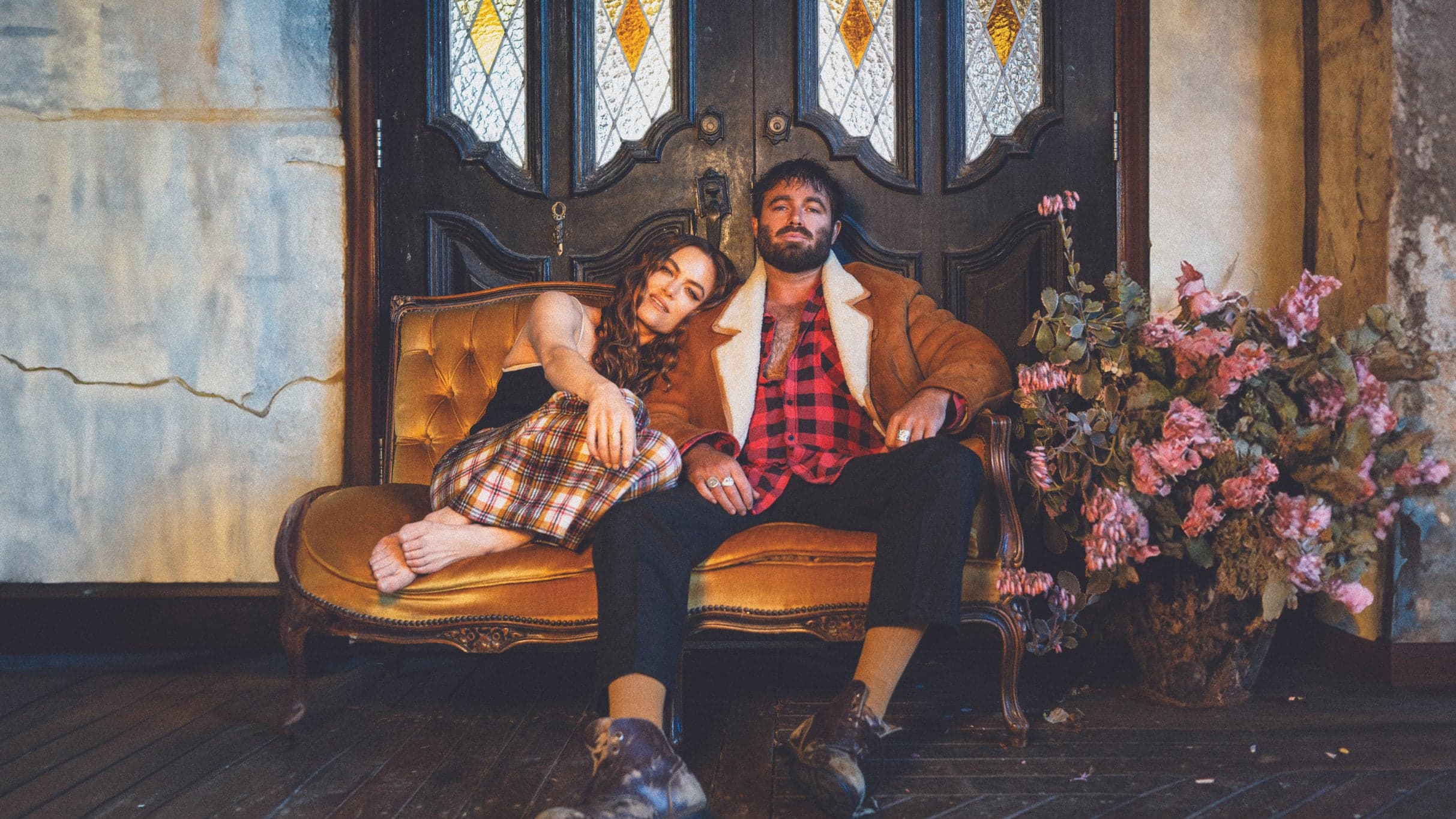 Angus and Julia Stone w/ Caiola