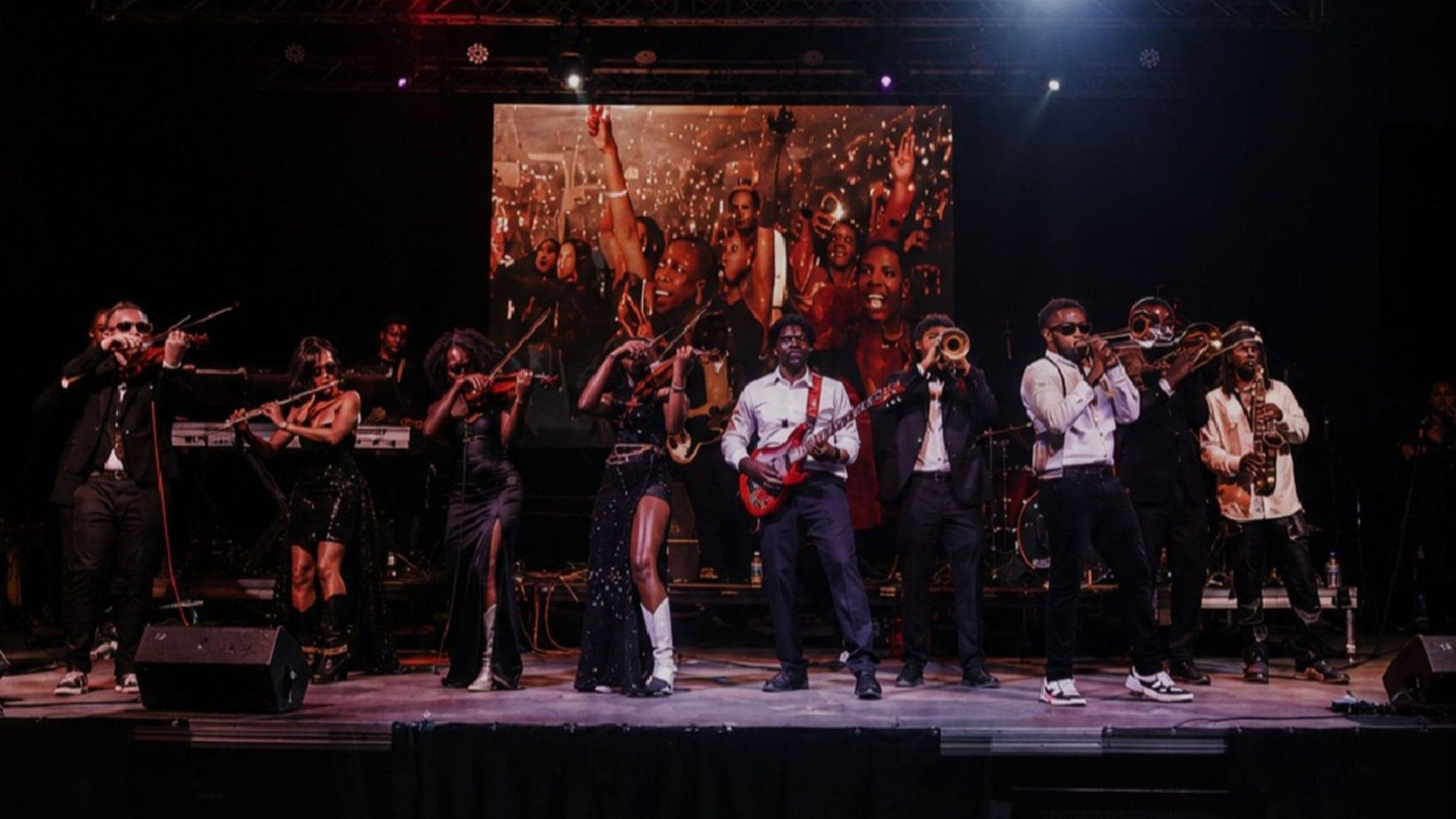 RENAISSANCE LIVE