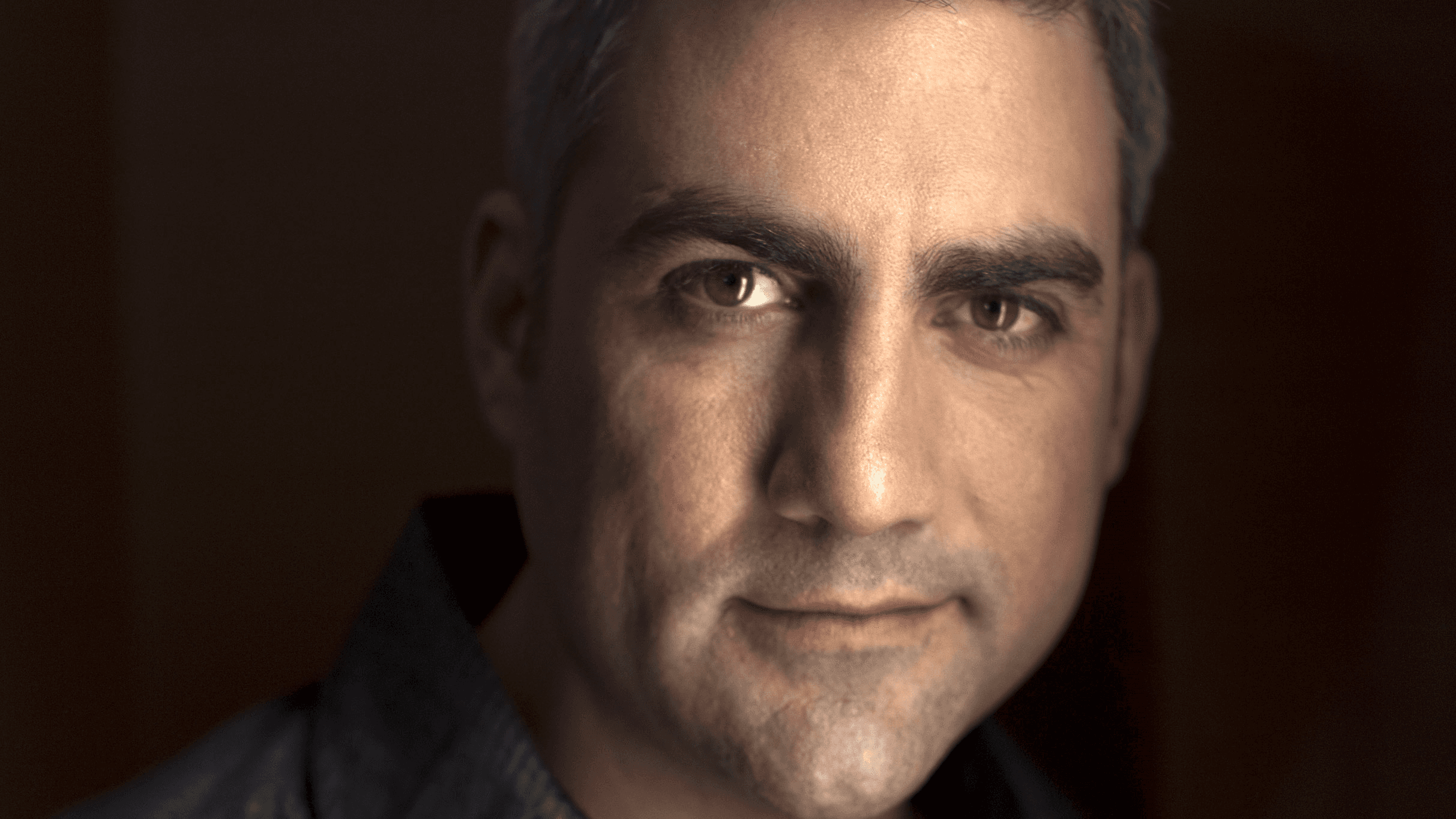 Taylor Hicks in Blue Christmas