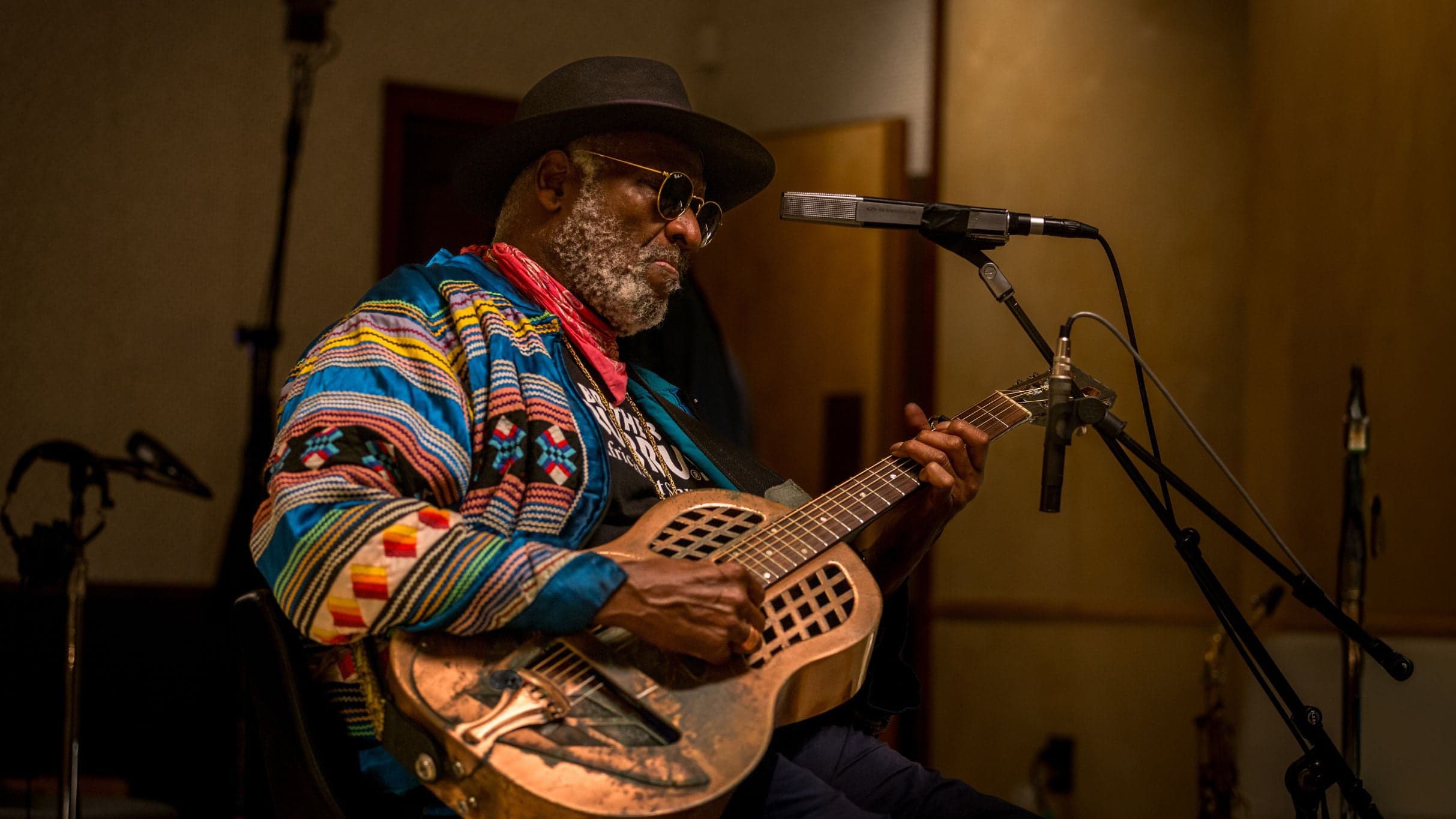 Taj Mahal w/ The Phantom Blues Band