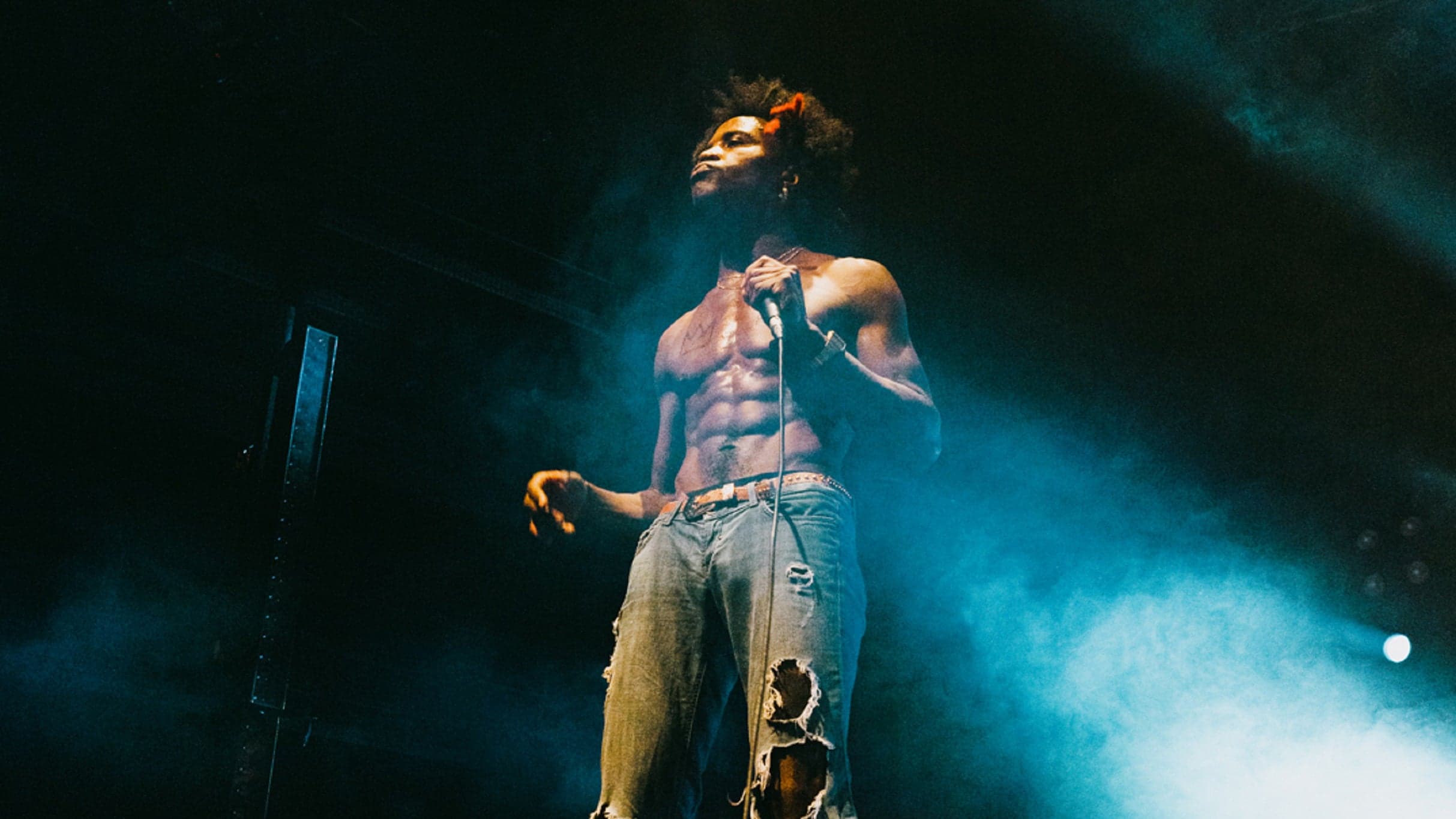 Artist Friendly | De'Wayne