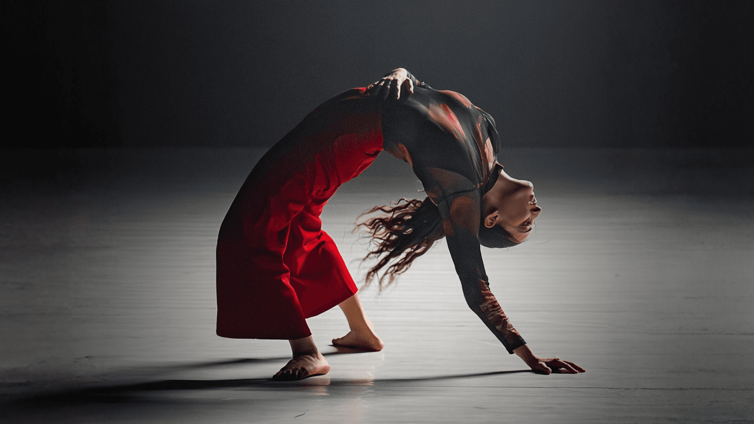 Lior Tavori Dance Company: Crust