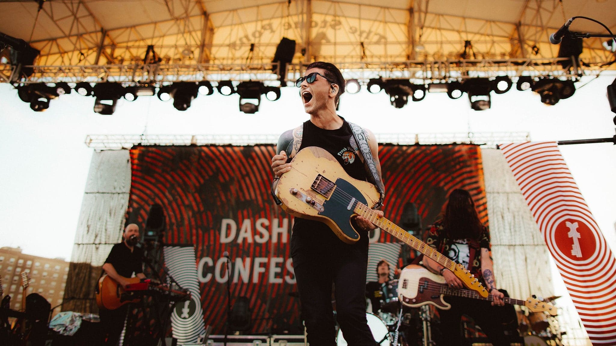 Dashboard Confessional