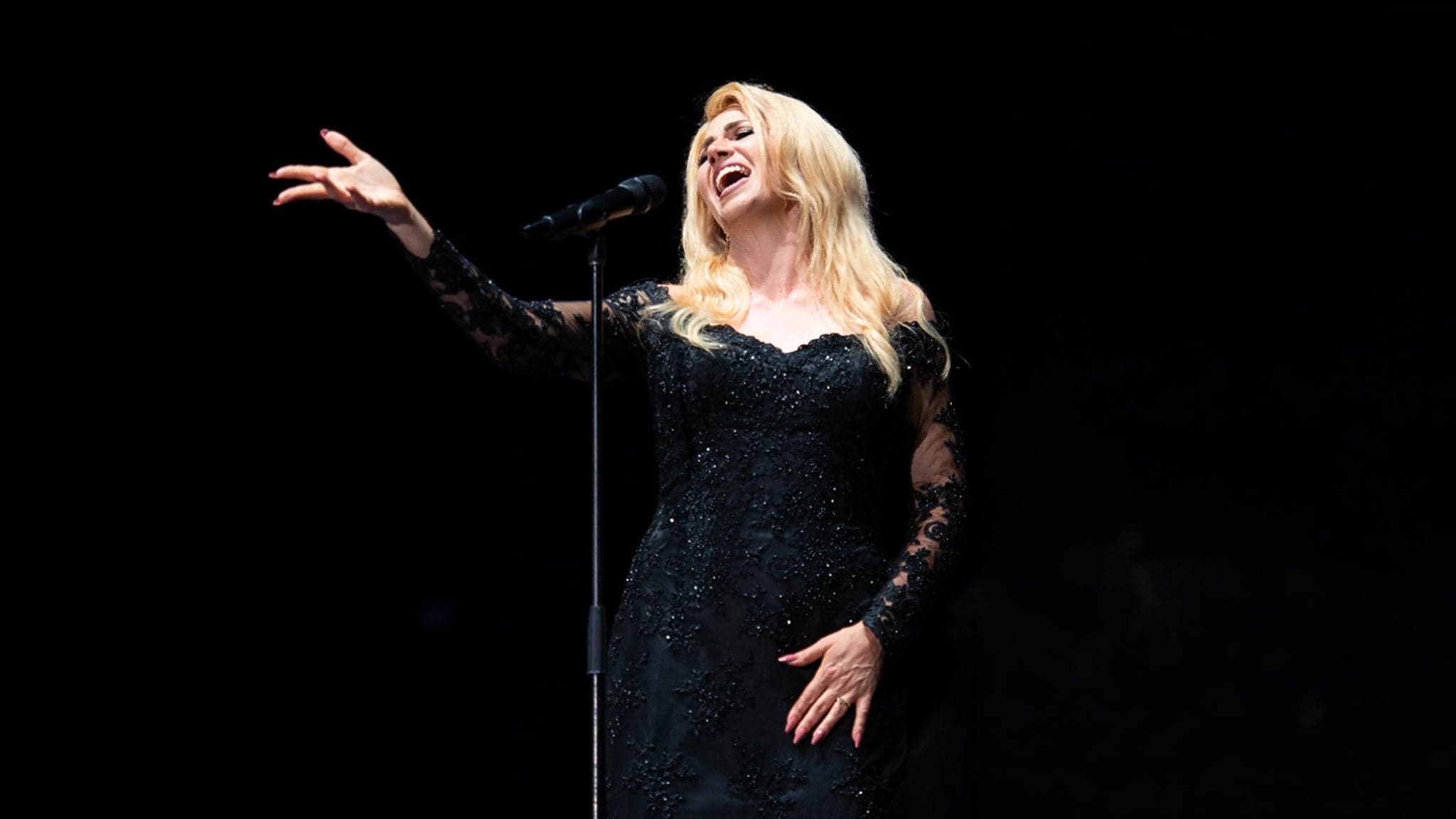 Always, Adele - The Authentic Concert Experience