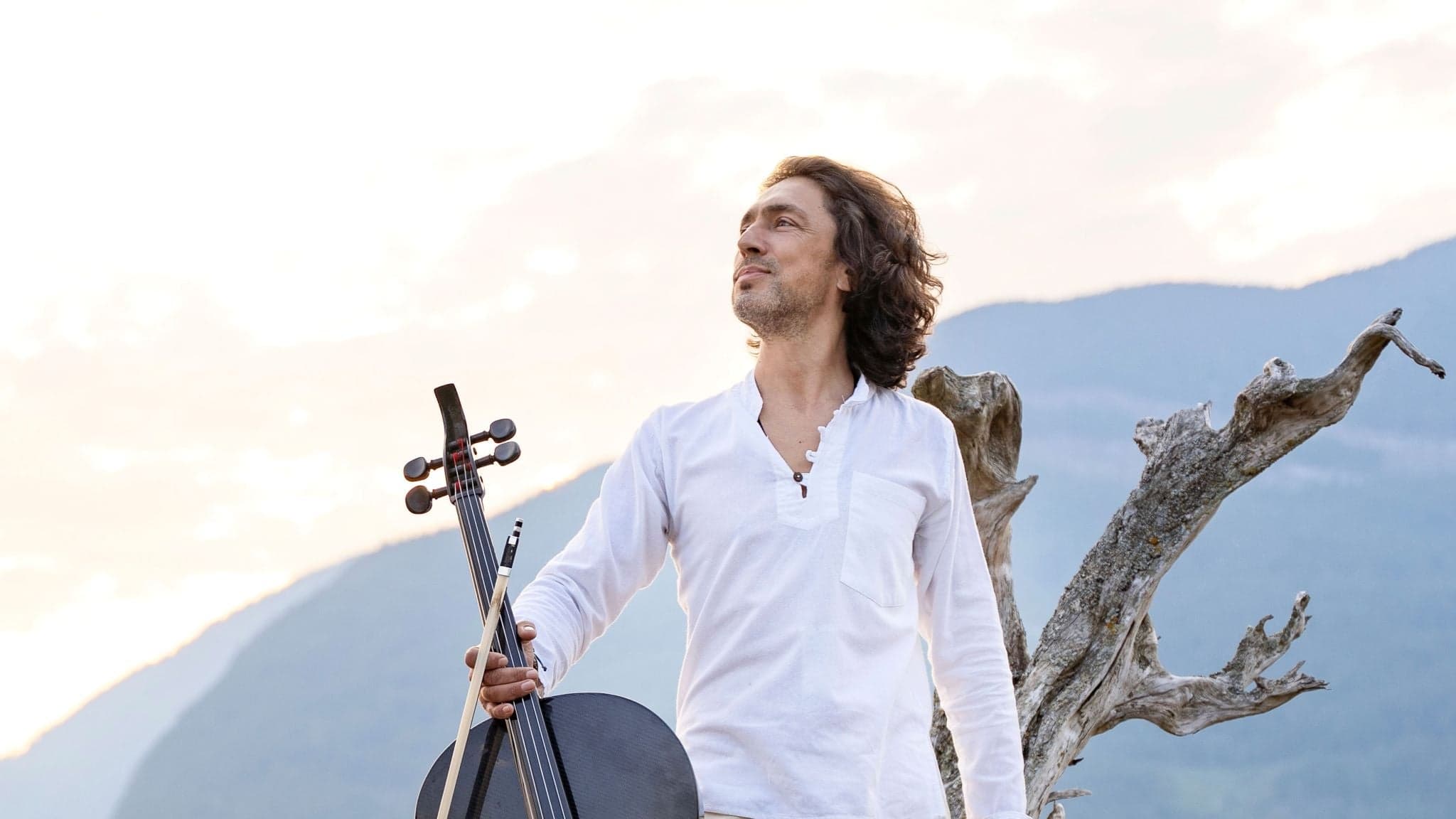 Ian Maksin: "Songs of Love & Peace" Concert Tour