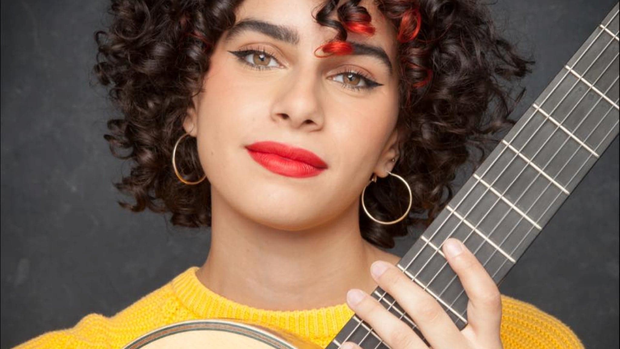 Leonela Alejandro, Solo Guitar