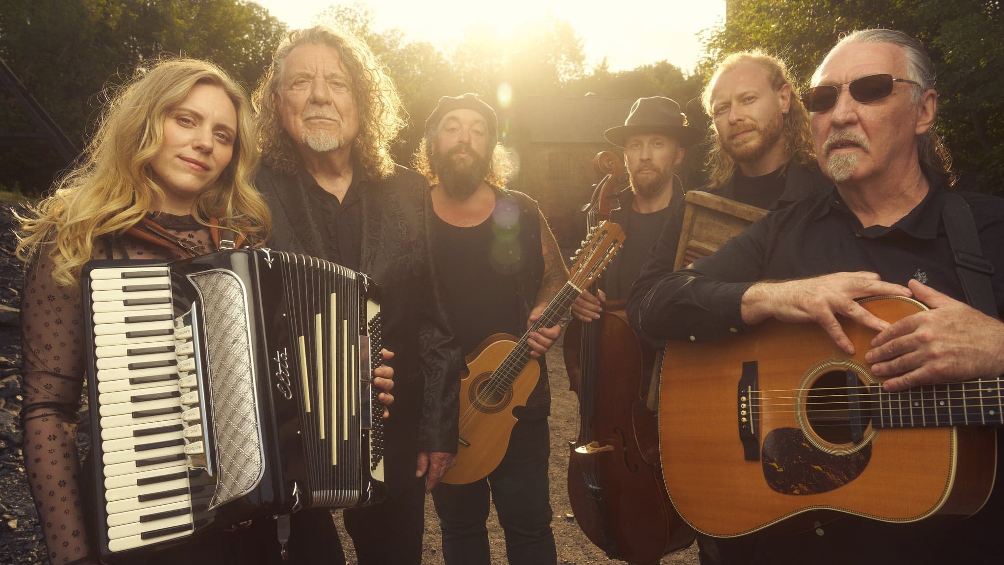 ROBERT PLANT WITH SAVING GRACE and SUZI DIAN