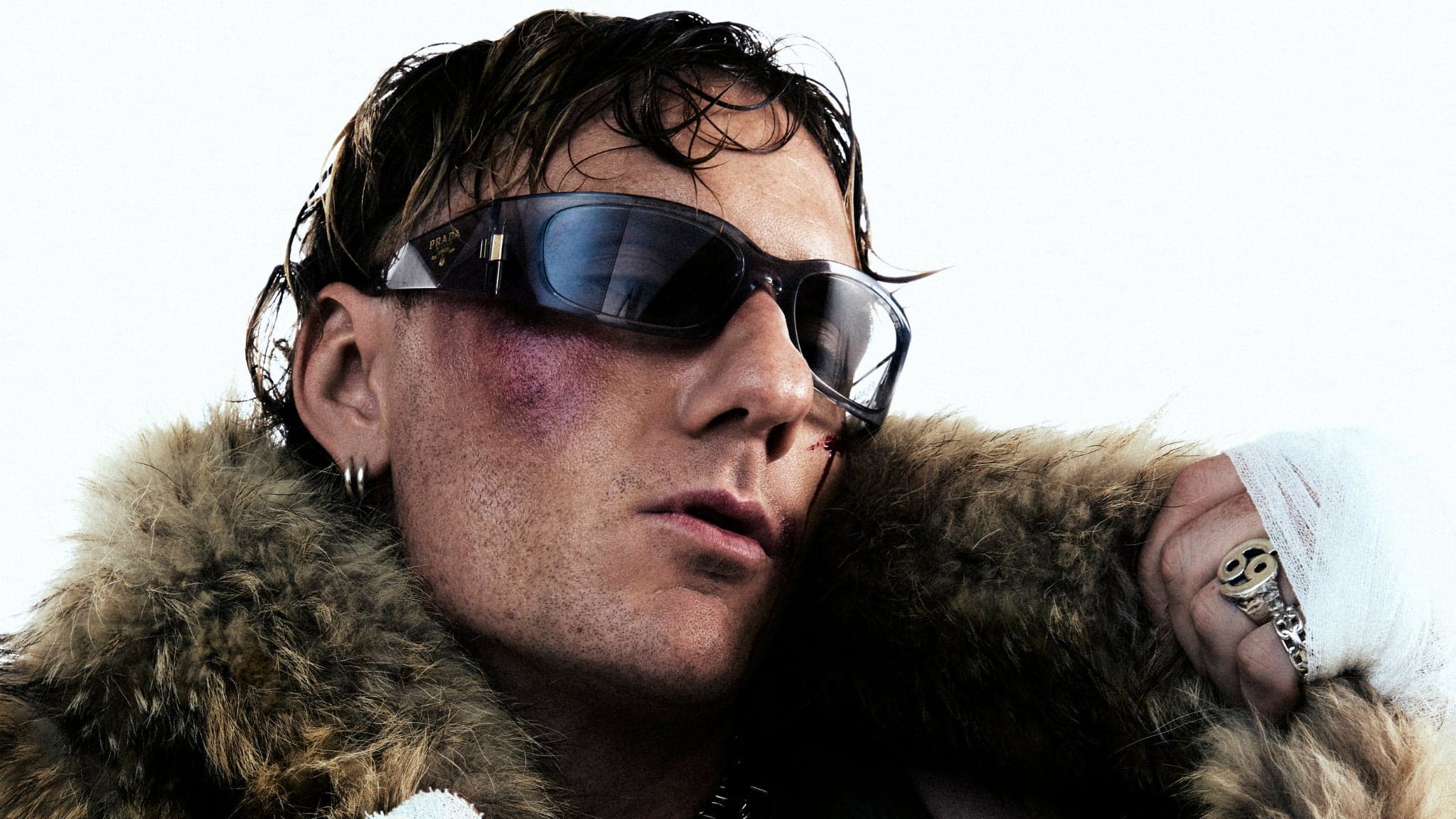 LĂŠ Bump 4 Year Anniversary with Partiboi69